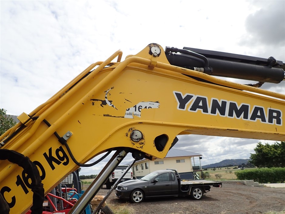 6260 Great Northern 15" Vintage Candy Gumball Machine & Bank with Stand - E