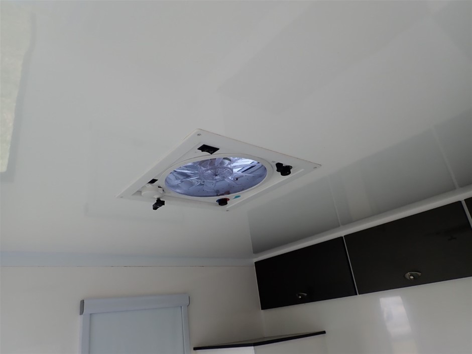 SHARK Clean And Empty Cordless Stick Vacuum, Model BU3521ANZ. NB: Has been