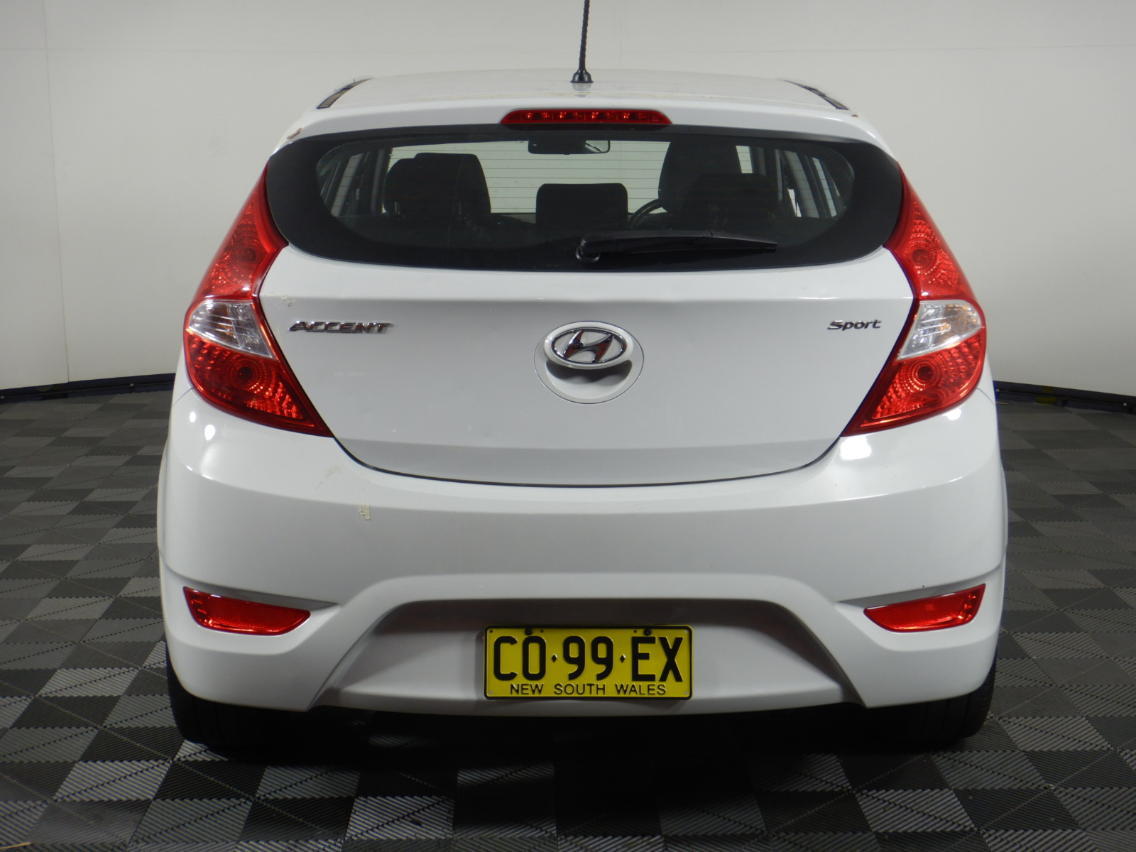 PHILIPS 3000 Series Steam Iron with Ceramic Soleplate, 2000W, Pink, Model: