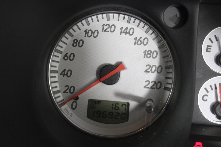 TEFAL Access Steam Care Handheld Garment Steamer, DT9120. N.B: Damaged pack