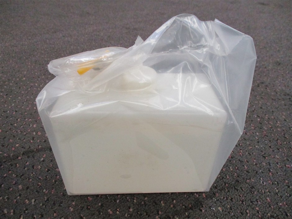 3.5ct Oval Cut Simulated Diamond 18K Gold Filled 925 Silver Ring - Size 8