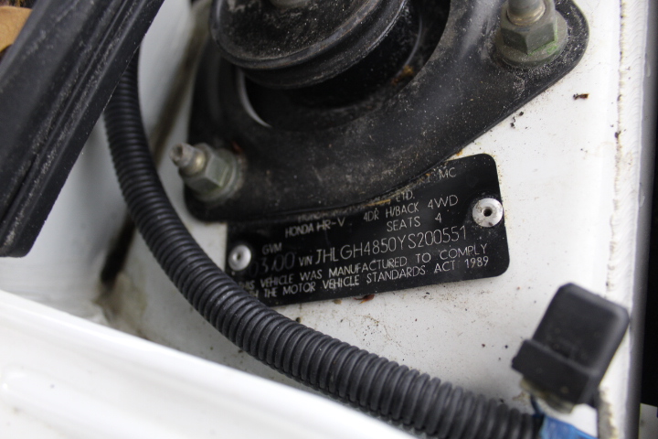 8-9mm Pearl & Swarovski Crystal & Initial Letter 'J' Charm Bracelet