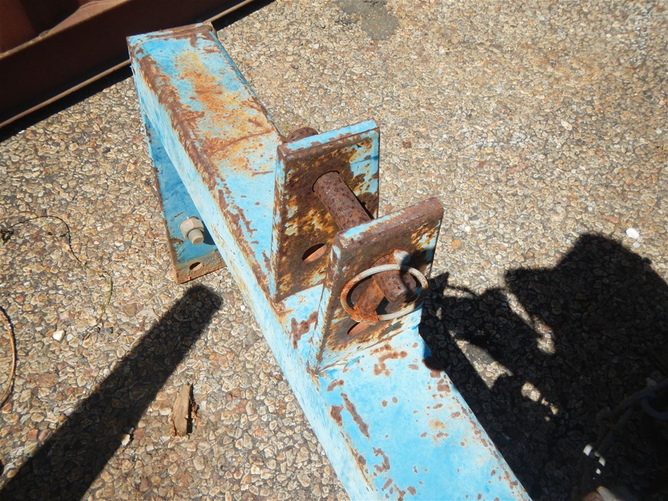 8-9mm Pearl & Swarovski Crystal & Initial Letter 'R' Charm Bracelet