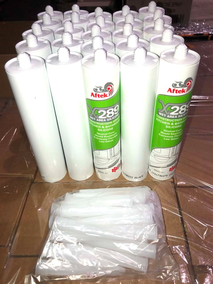 MULLALLY 2pc Steel Plant Caddy Set. NB: Damaged packaging.