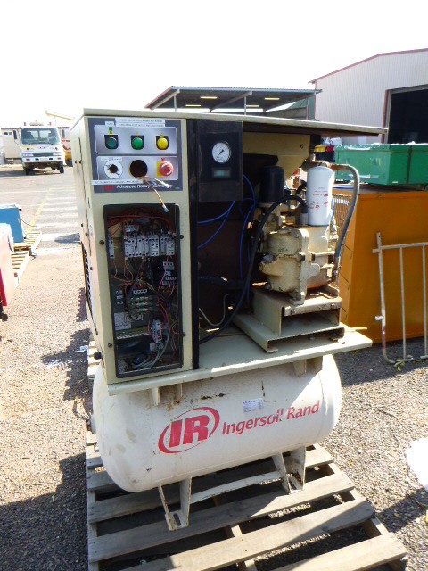 Medium Quality Sized Carry Case with SS Assorted Nuts