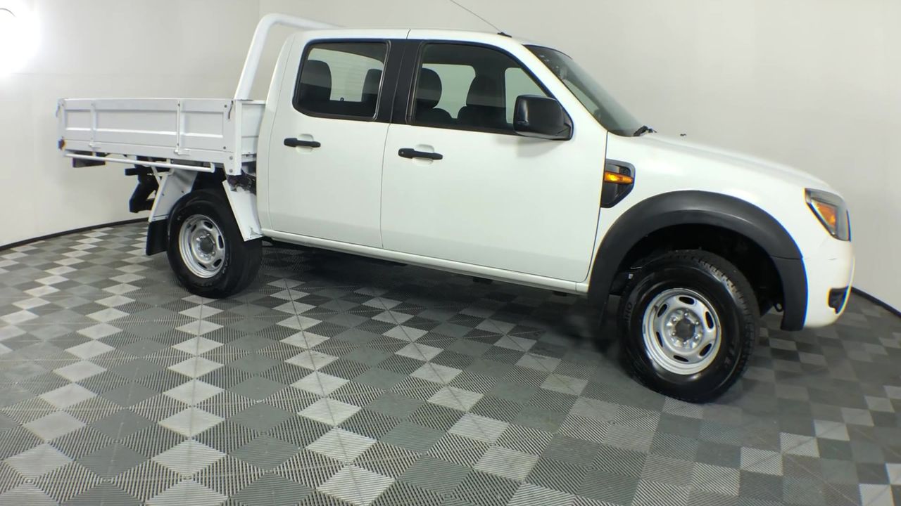 Quantity of 400 1800mm Star Pickets(Unused),