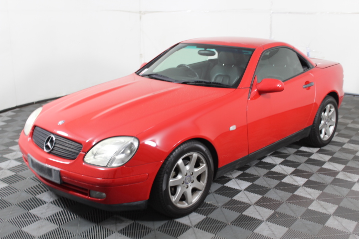 CUSINART Mini Prep Food Processor, 4 Cup. Model ECH-4WA.