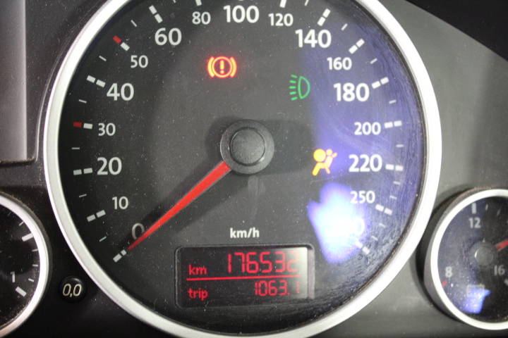 2 x ONE SHOT Disposable Camera with Flash.