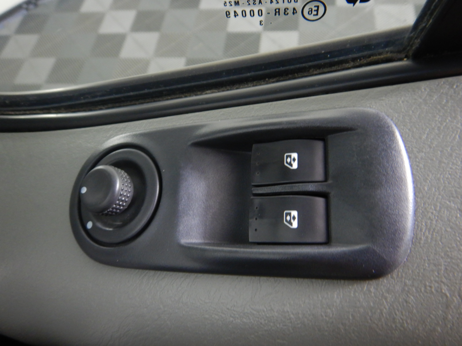 Apple MacBook Pro(A1706)(EMC 3071) Laptop i5-6287U 16GBRAM/1TB