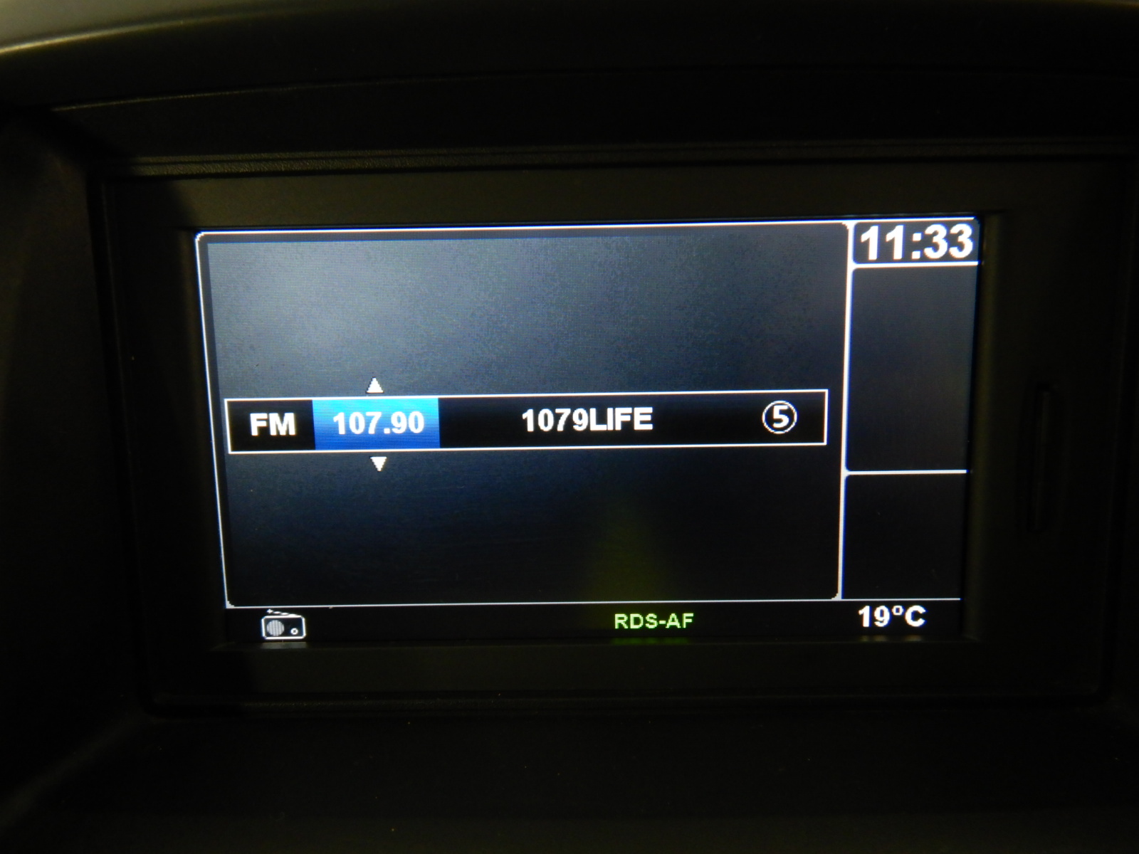 DELL Inspiron 3542 Laptop i7-4510U 8GBRAM/1TB Black