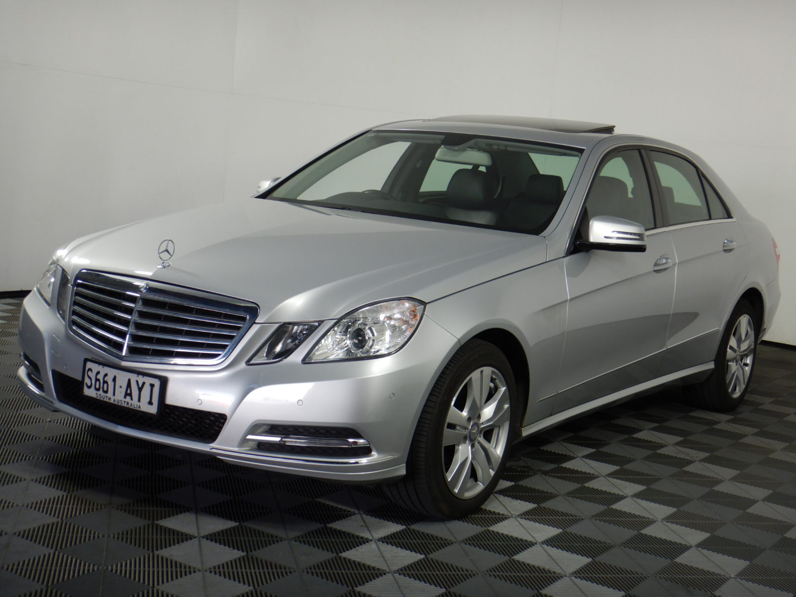 Apple MacBook Pro (A1278) (EMC2419) Laptop i5 2415M 4GBRAM/320GB Silver