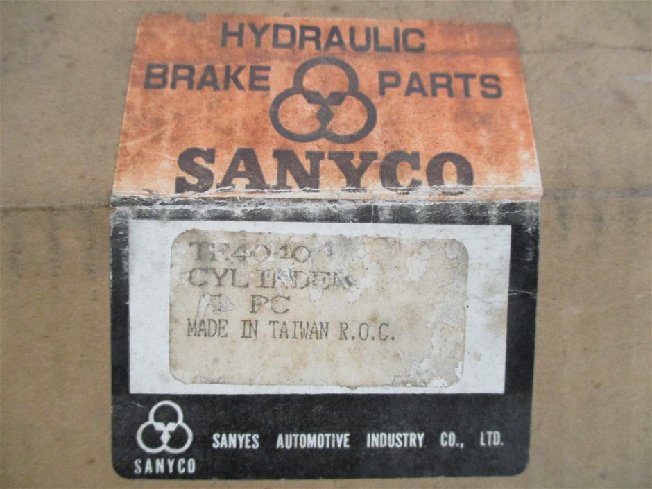 Koonara Golden Orb Sparkling Shiraz Piccolo NV (24x 200mL) Wrattonbully, SA