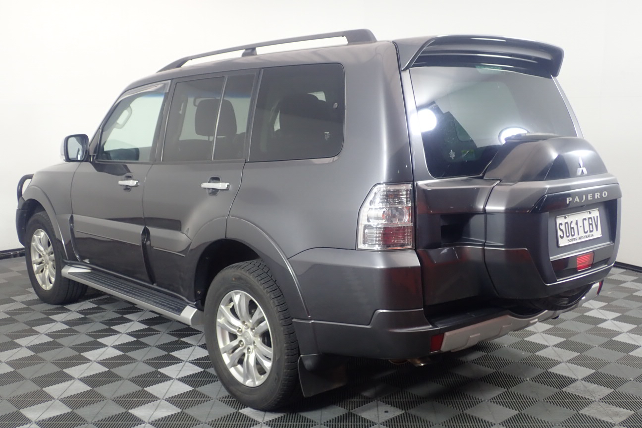 2019 Toyota Hilux 4X2 WORKMATE Automatic Dual Cab