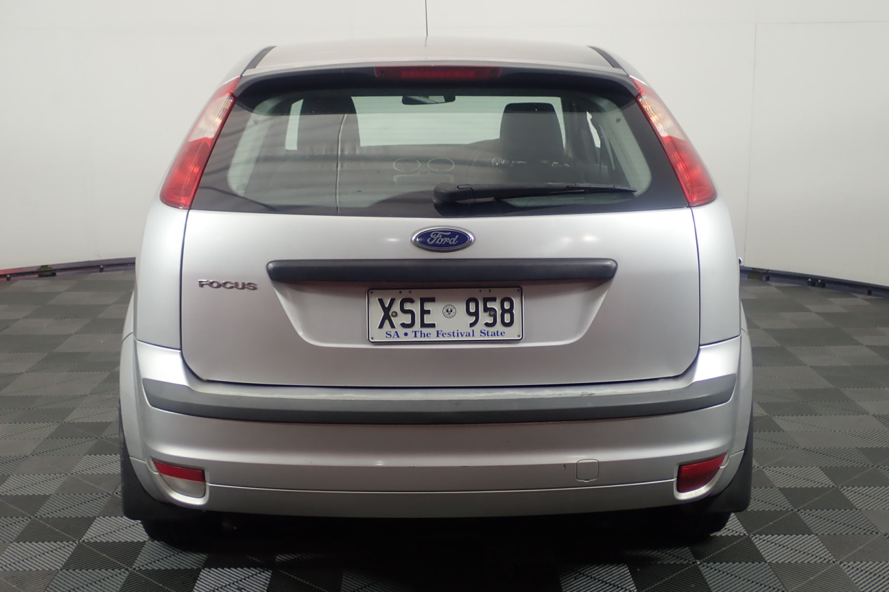 Squealing Pig Mid Strength Sauvignon Blanc (6x 750mL).