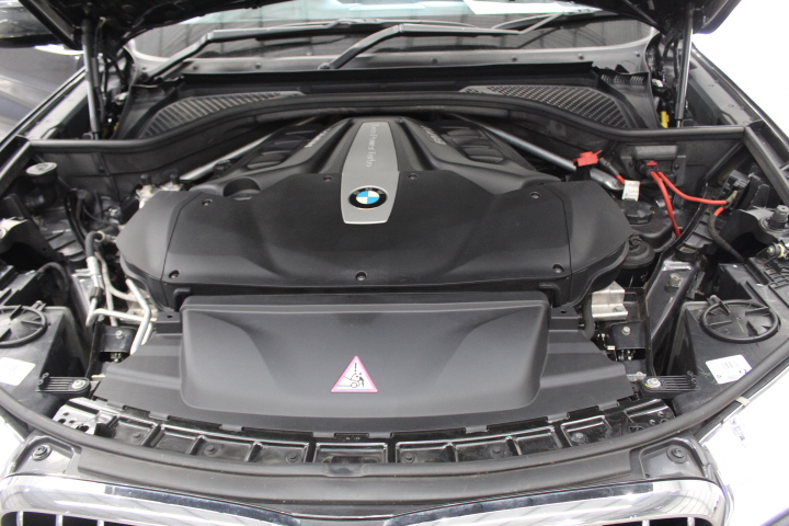 Yellow Gold Natural Tourmaline & Diamond Ring   with Valuation