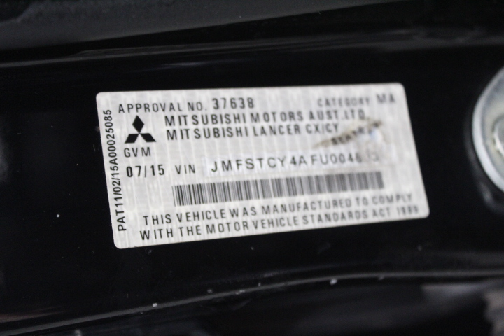 8-9mm White Potato Shape Pearl with Platinum Plated Bracelet