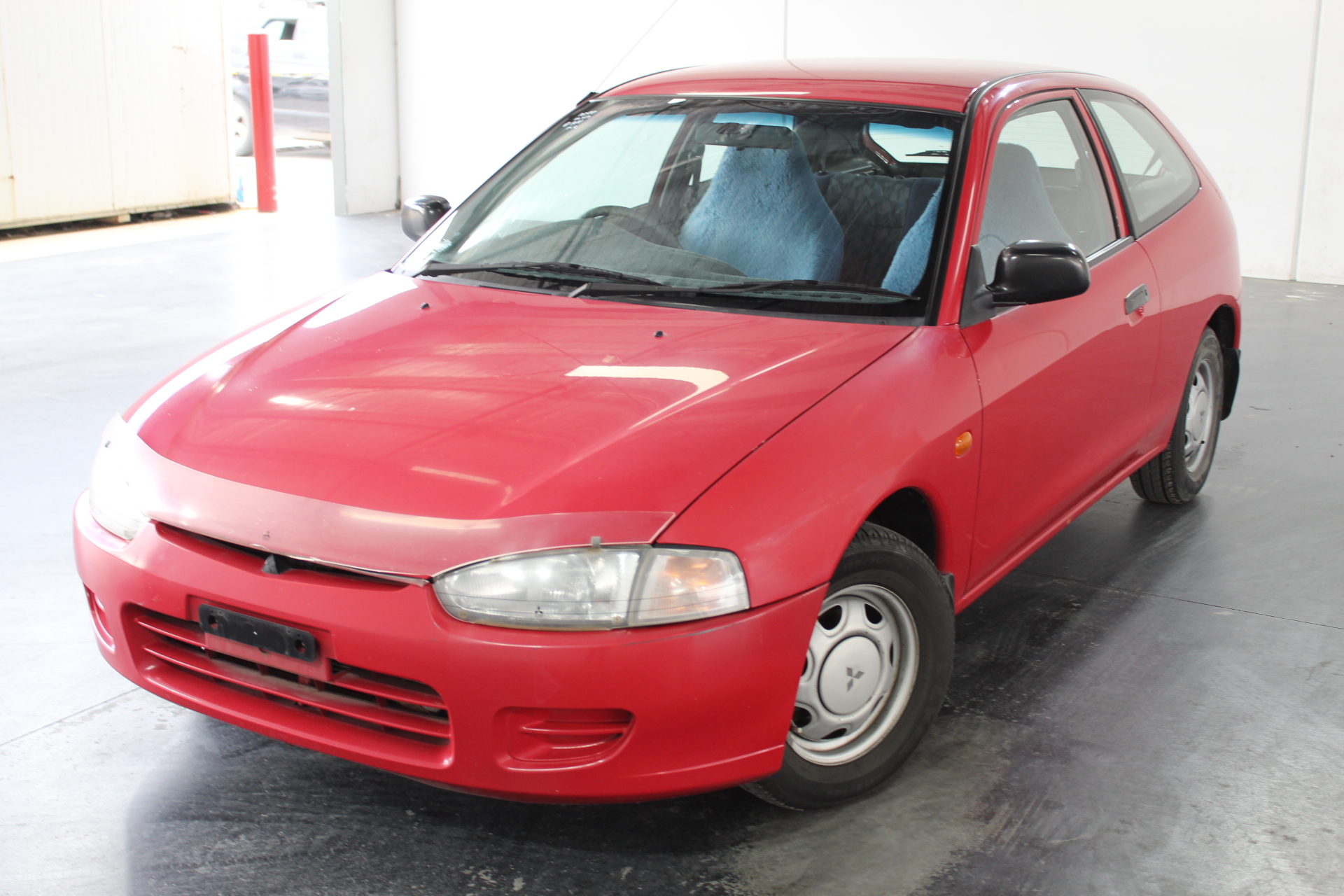 Mitsubishi mirage 1996