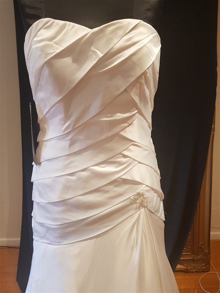 18K Gold-Filled Cuban Bracelet with Simulated Diamond Clasp, 8MM -  19cm