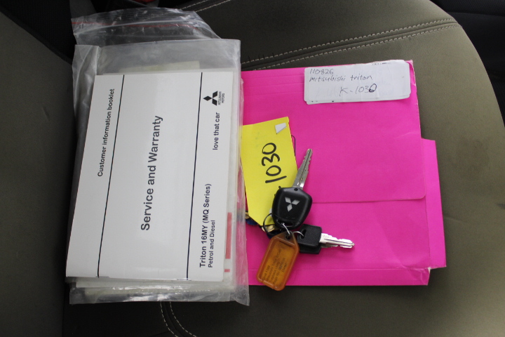 Designer Plain Bracelet for Charms in Silver