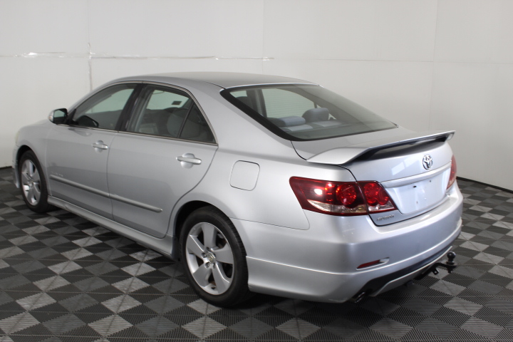 Classic Stainless Steel 3mm Curb Chain Bracelet - 9 Inches (Yellow)