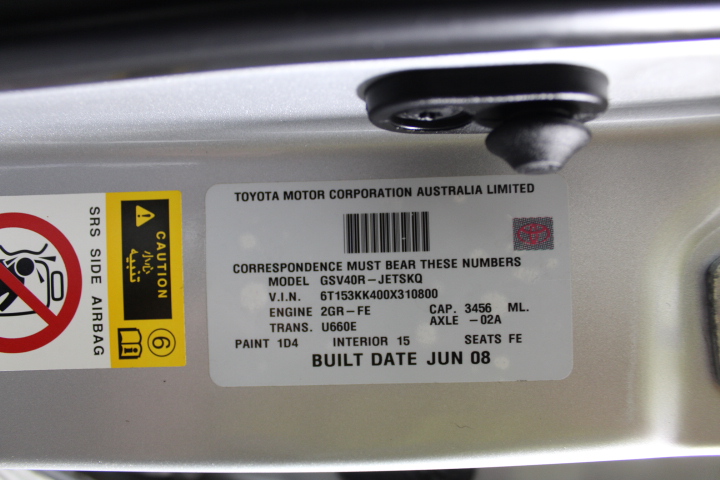 Designer Simulated Diamond Green Square Teardrop Earrings in Silver