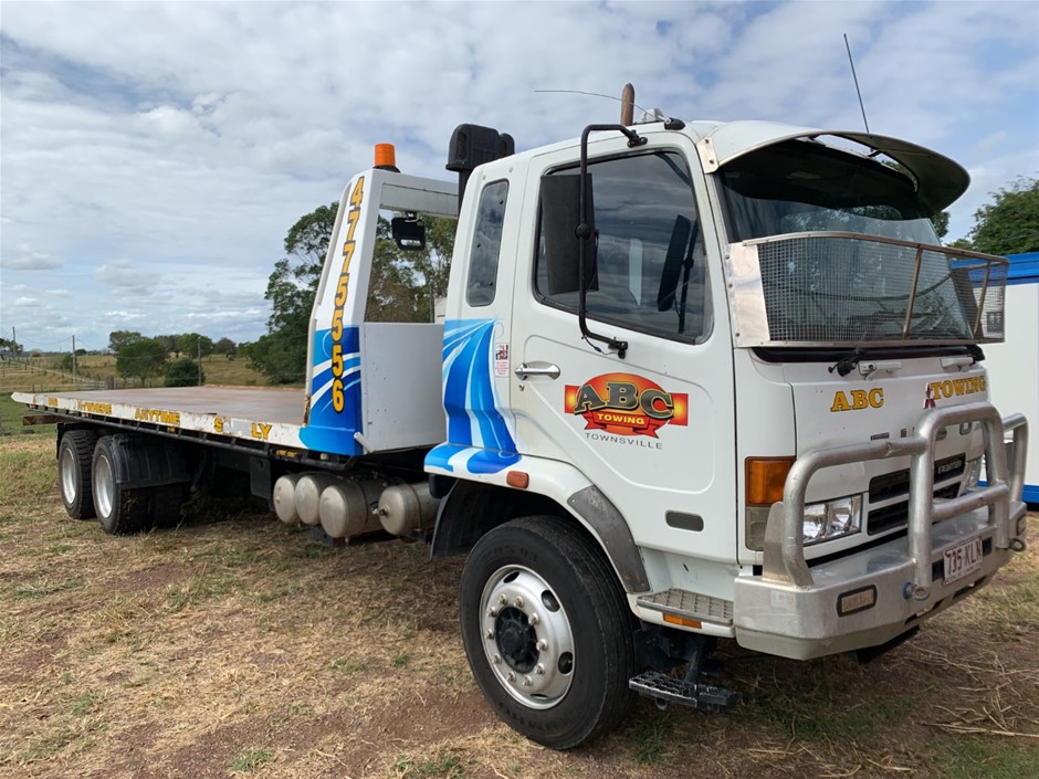 10.75 Carats Pink Kunzite
