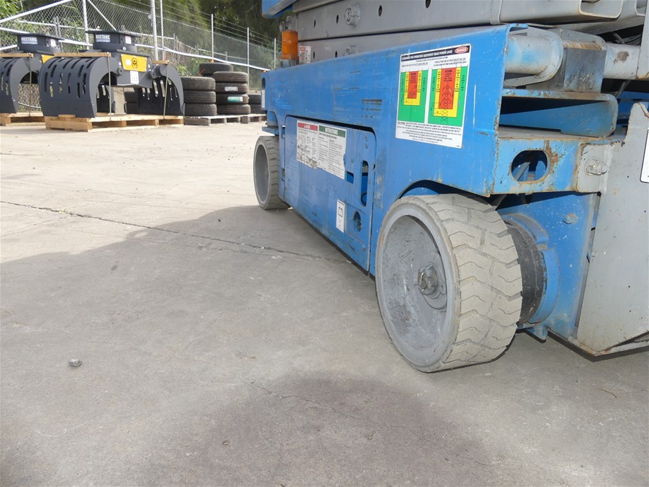 2.82 Carats Reddish Rhodolite Garnet