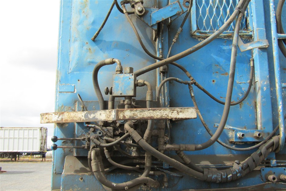 Upright Vacuum Cleaners x5