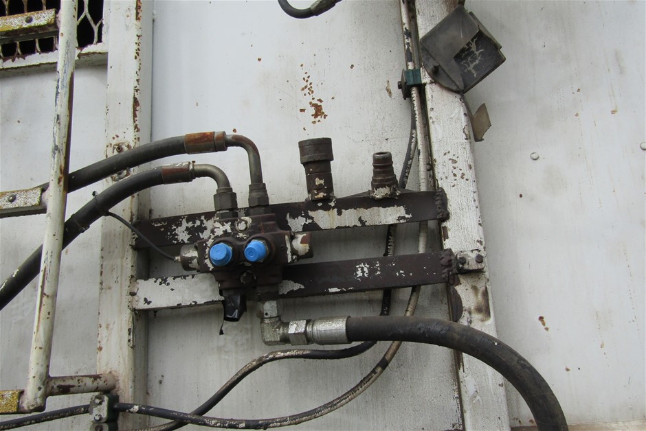 LOGITECH M240 Silent Bluetooth Mouse, Wireless, Compact, Portable, Smooth T