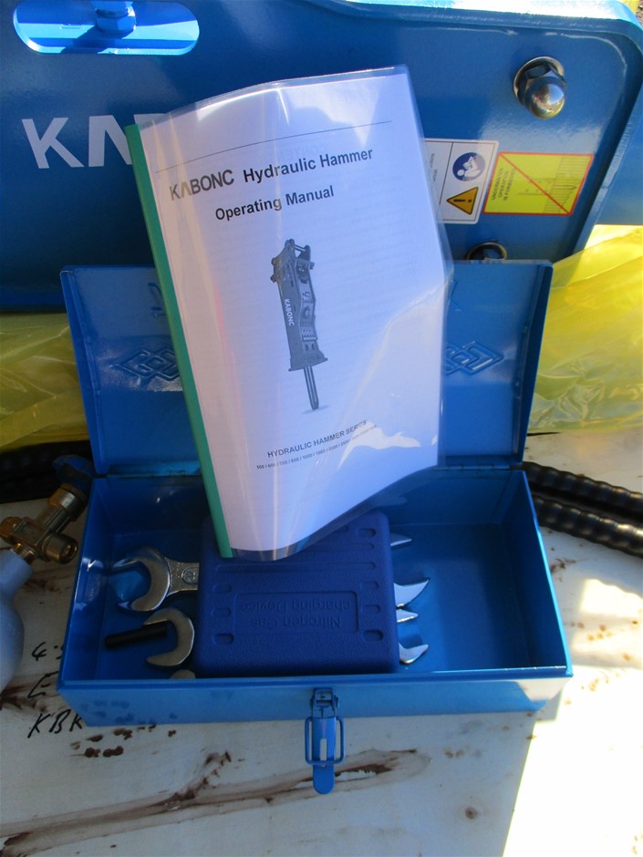 MAXPEDITION Classic, Falcon III Backpack 35L, Khaki.