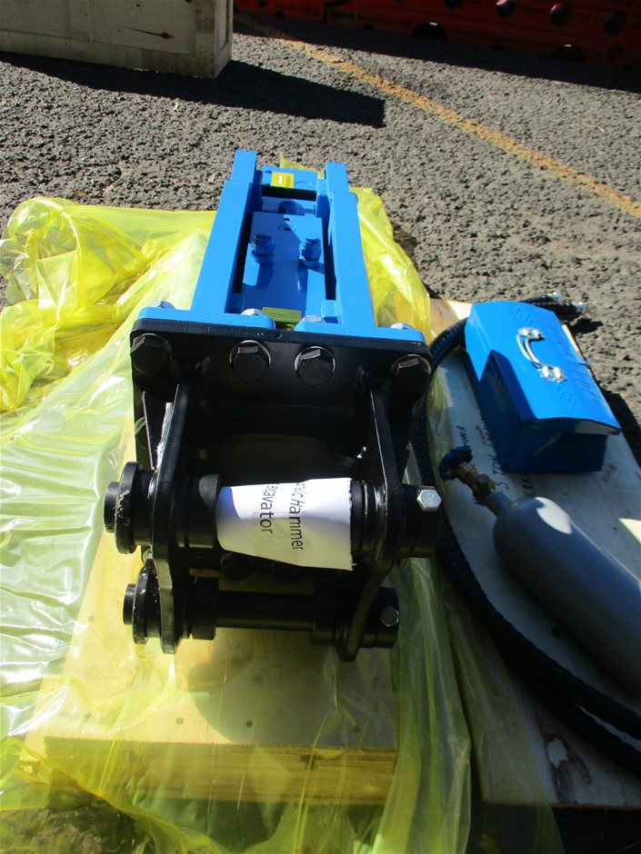 MEGAMAX Little Giant Multi-Position Ladder with Work Platform.