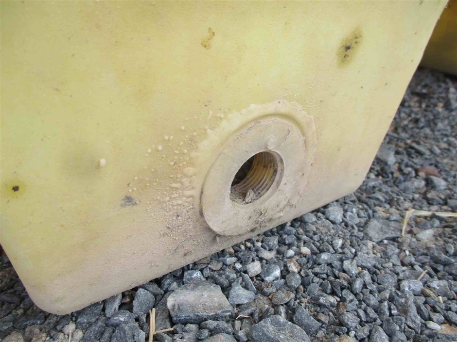 ADIDAS Women's Duramo 10 Shoes, Size US8, White, HP2388.  Buyers Note - Dis