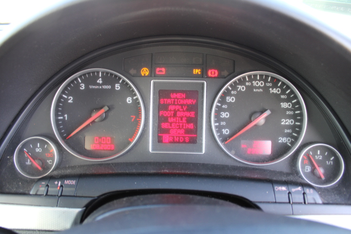 2 x DKNY Women's Logo Tee, Size XS, 60%Cotton, Heather Grey (HGR).  Buyers