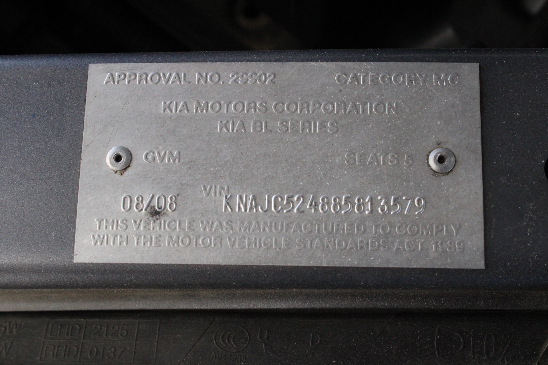 AVARIA 2pk Allura Led Candles. Brand New