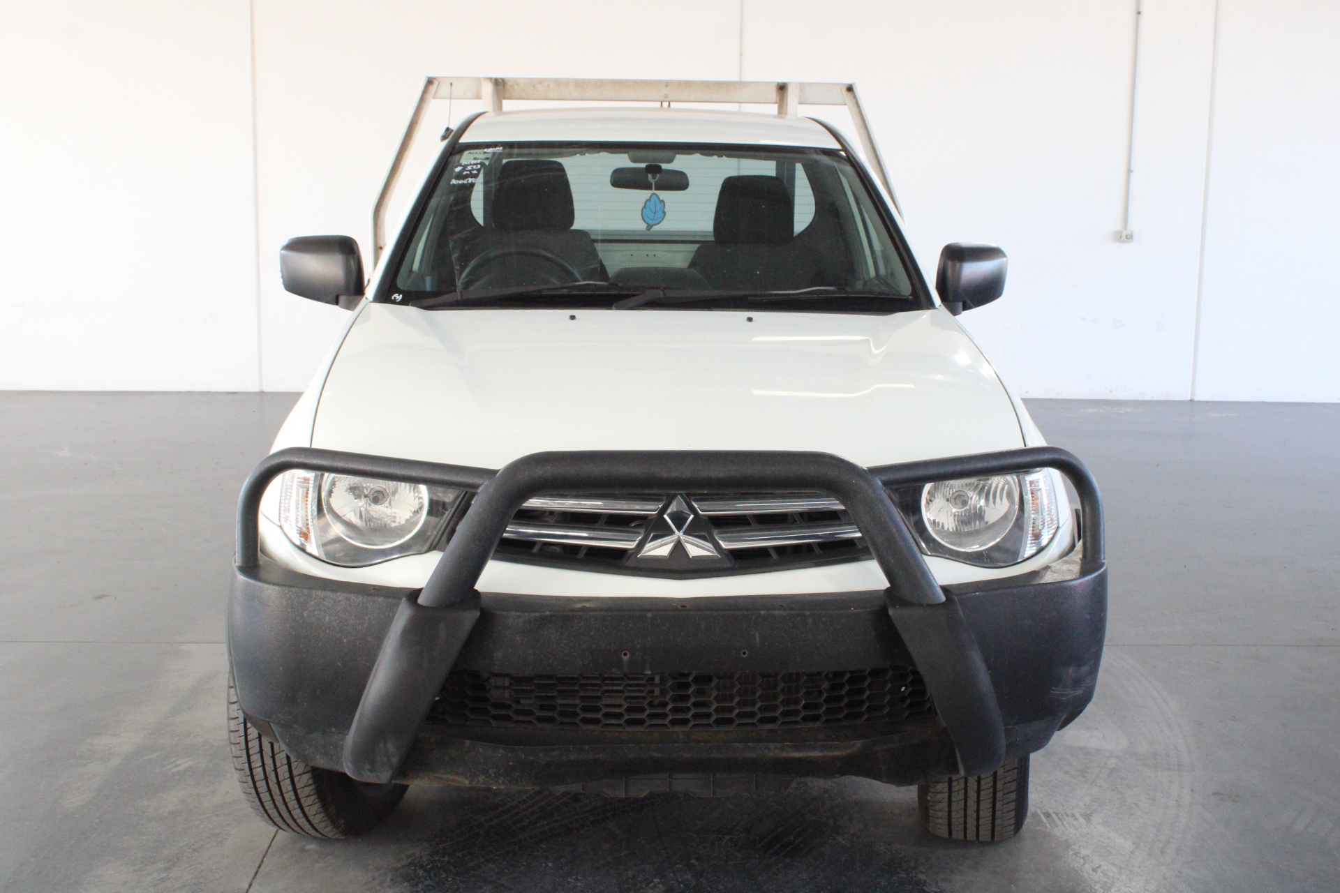 BOSCH 18V 26cm Cordless Lawn Grass Line Trimmer Whipper Snipper. Skin Only.