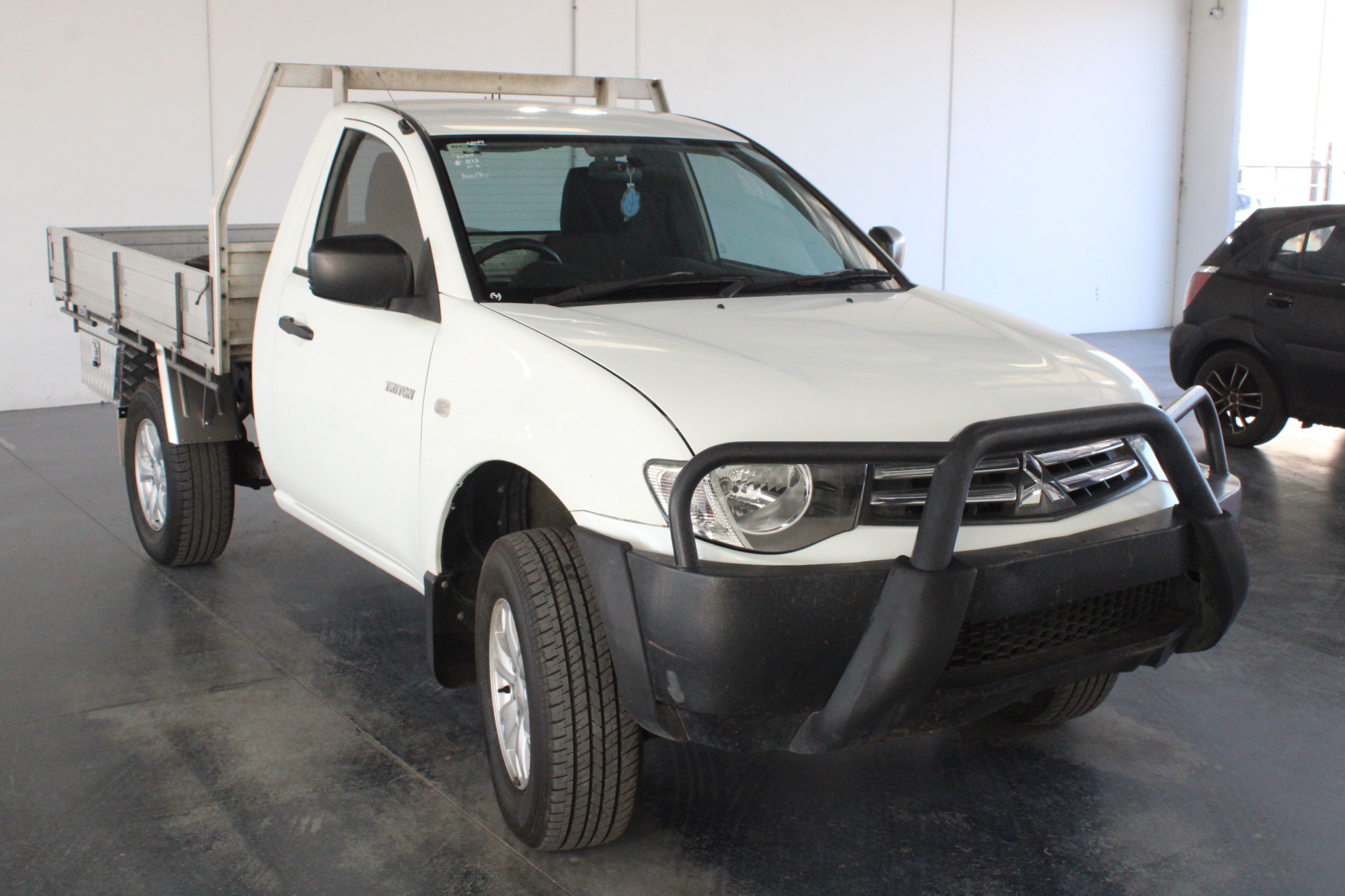 HolySmoke The Gordon Retro Portable Bluetooth Speaker - Black