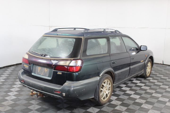 <p>Assorted 10Lt Tins of Paint</p>