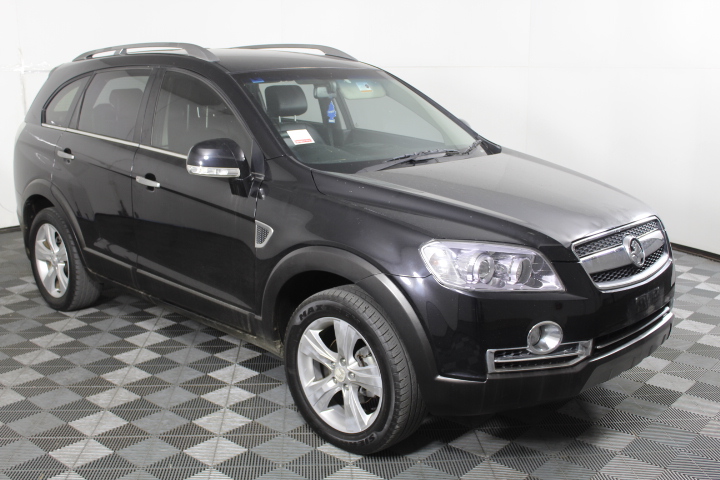 Simulated Diamond Zodiac Necklace - SAGITTARIUS (Yellow)