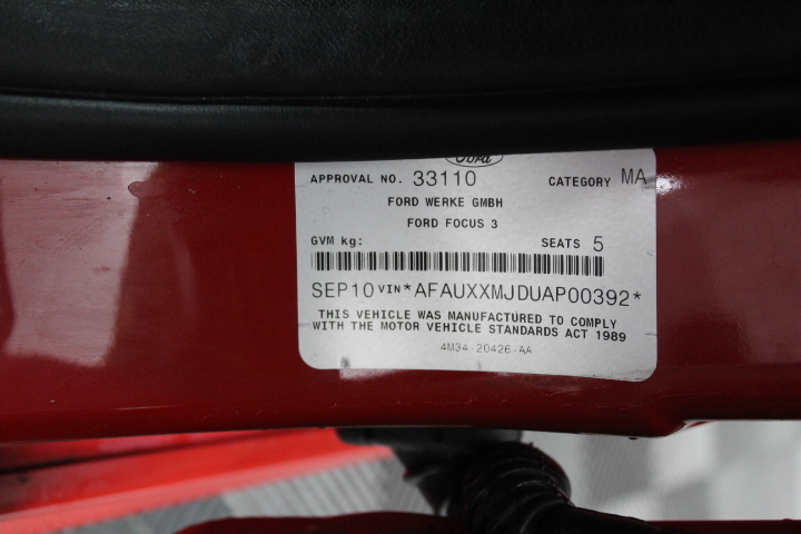 50 x FRONTIER Disposable P2 Flat Fold Respirator with Valve. NB: Not in Ori