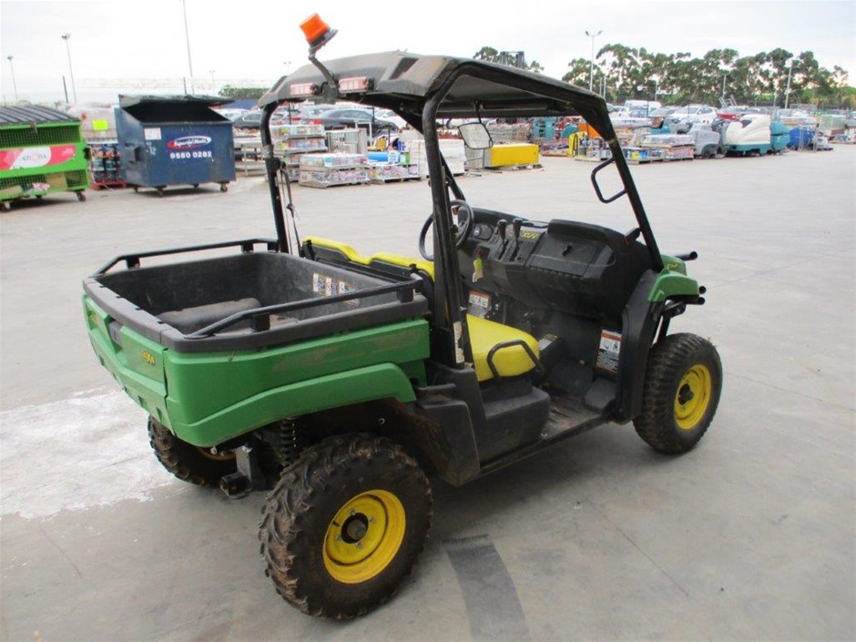 18K Gold-Filled Cuban Style Link Ring with Simulated Diamonds - Size 10