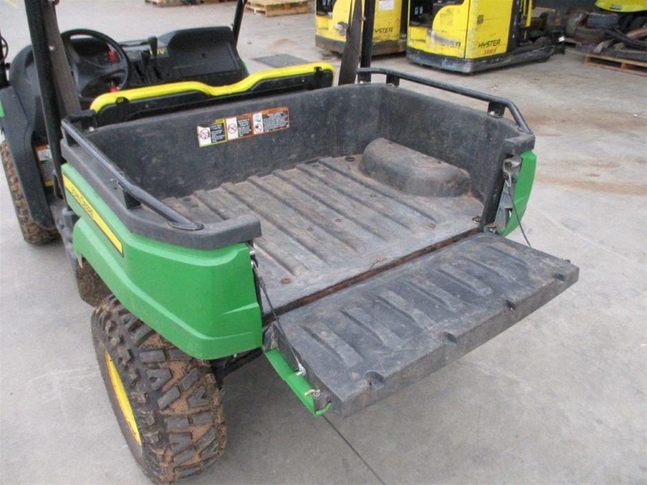 18K Gold-Filled Single-Row Ring, Simulated Diamonds, Size 10