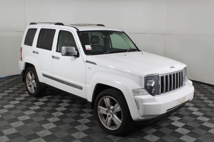 Luxury 18K Gold Plated Full Diamond Quartz Iced Out Wrist Watch