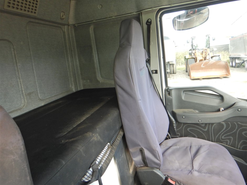 IKEA OFELIA Throw Blanket