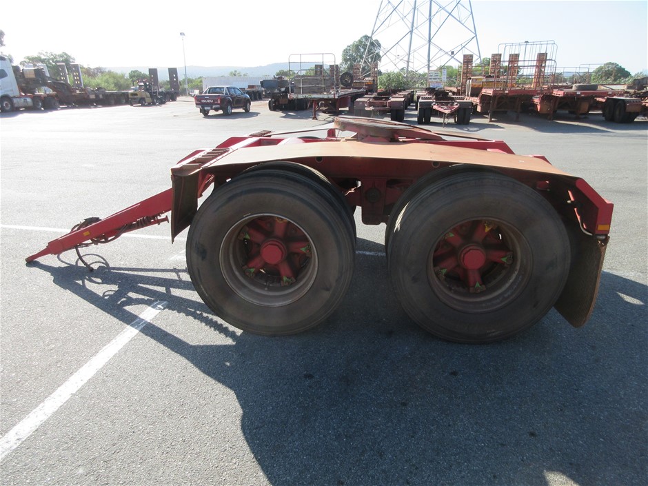 29.29ct One Stone Loose Natural Beryl Golden Yaellow Cushon  With AIG Cert.
