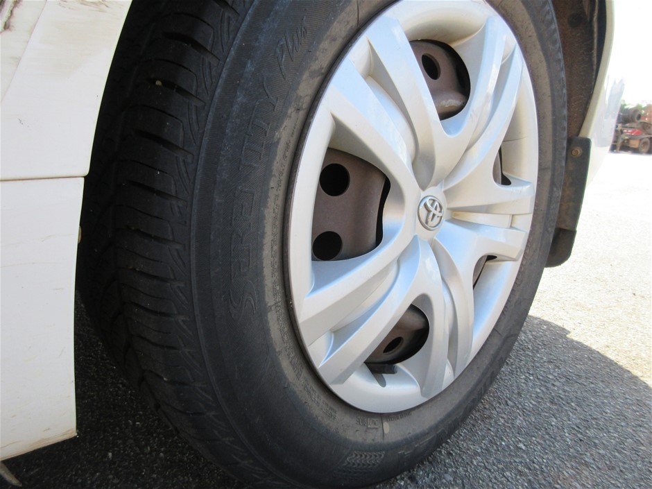 Vial full of Gold Leaf/Flake