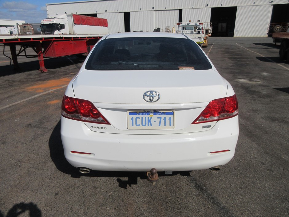 Waterproof  Watch Barrel Shaped Transparent Red Color Quartz Watch Popular