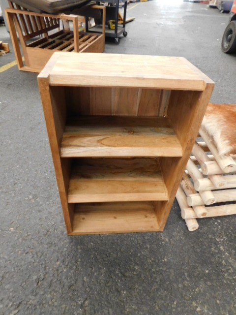 Approx 37 Ct of Loose Boulder Opal Chips (Coober Peby) In glass disp/bottle