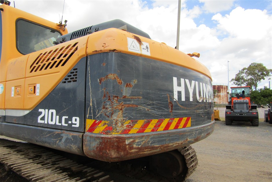 Circle of Friends Pink Moscato Slimline Cans NV (24x 250mL) Limestone Coast