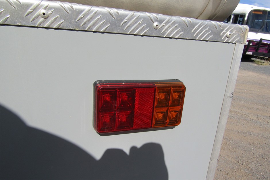 18K Gold-Filled Cuban Style Link Ring with Simulated Diamonds - Size 9