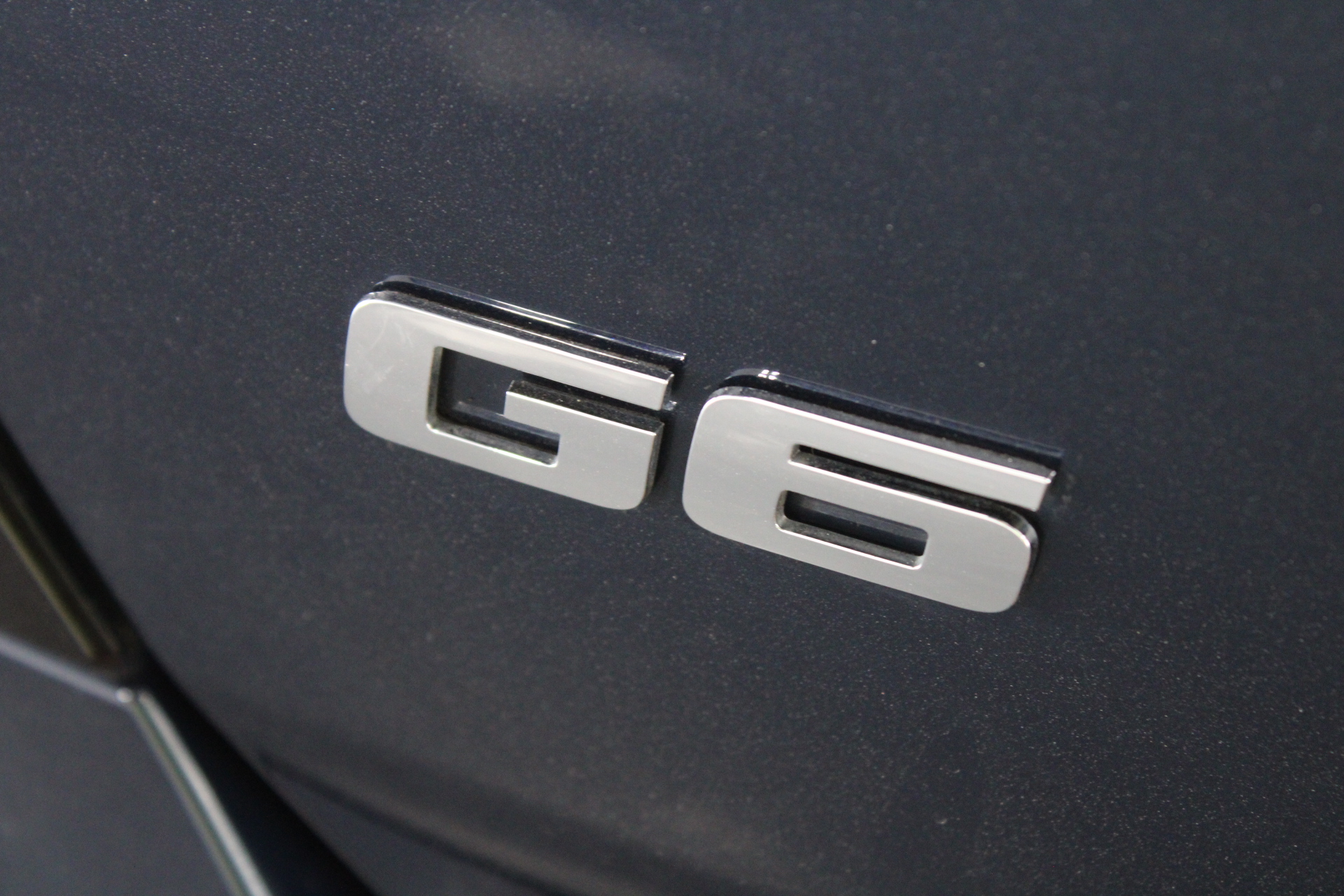 Mix Shape 7-8mm White & Pink Pearls Platinum Plated Bracelet.